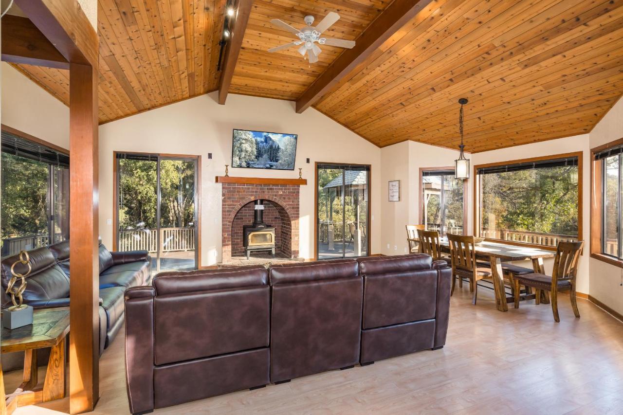 Casa Rio Yosemite -Waterfall Plus 9 Acres Oakhurst Εξωτερικό φωτογραφία